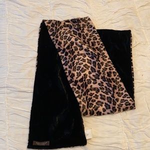 Vintage Karen Kane scarf